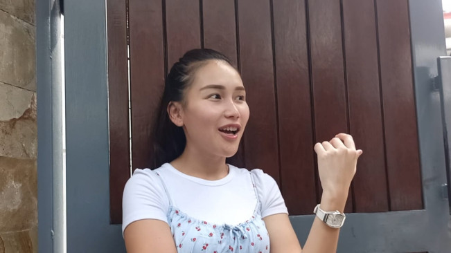Ayu Ting Ting Kritik Macet di Depok: Kalau Ada Whoosh, Gue Naik Whoosh